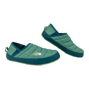 The North Face Blue Comfort Puffer Slippers | Cozy Classic Style